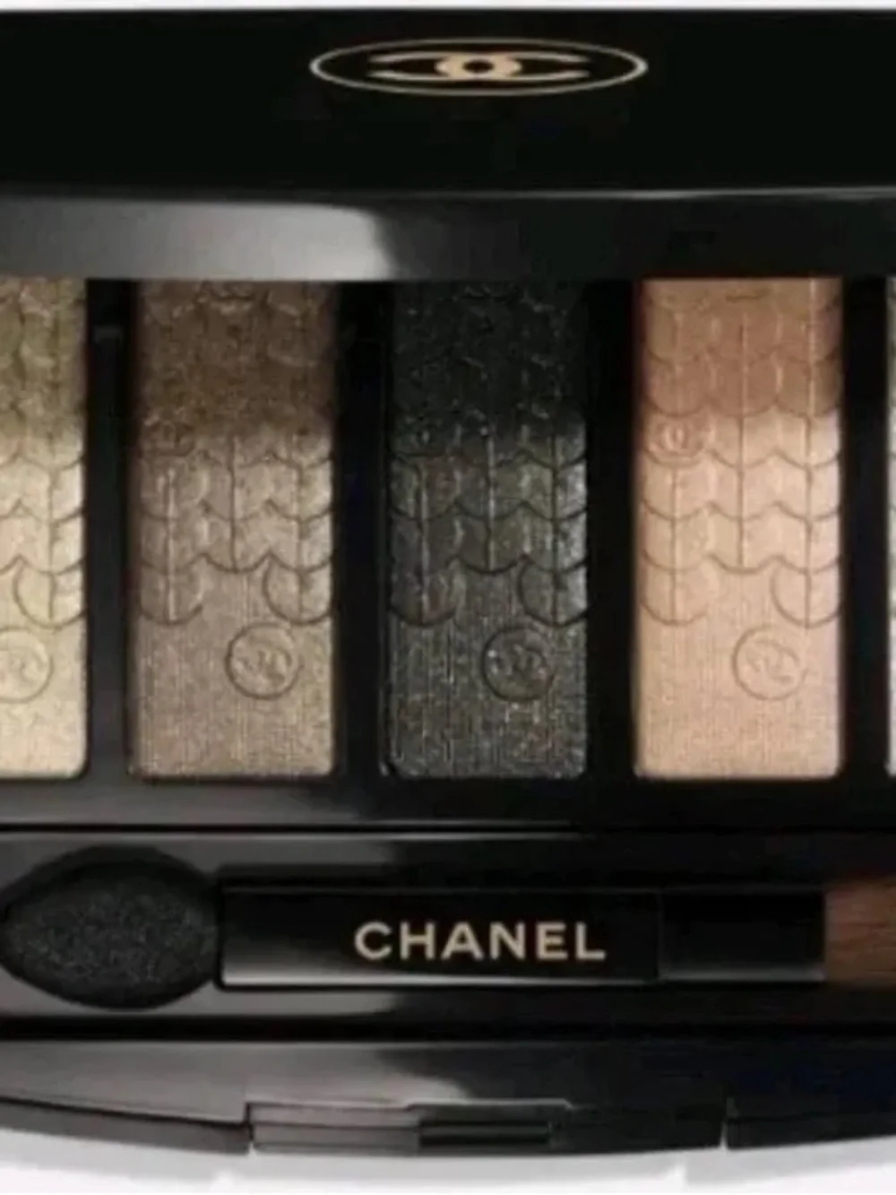 CHANEL Lumière Graphique Eyeshadow Palette - Nude, Taupe, Brown & Black Shades